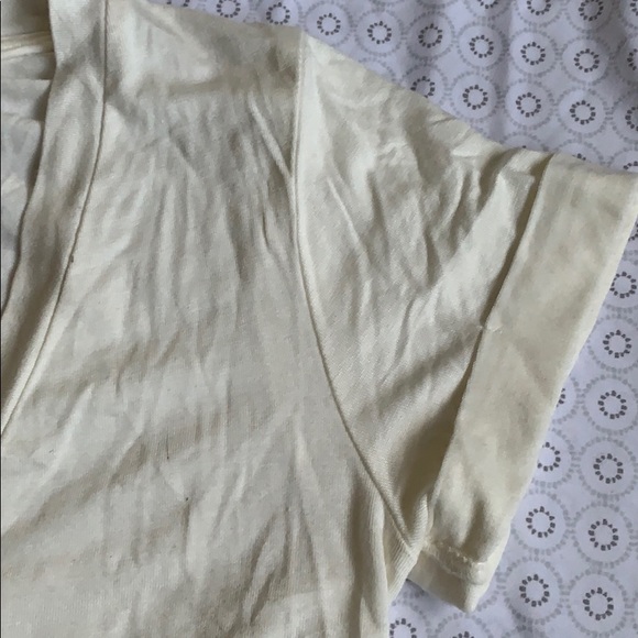 V-neck - Picture 3 of 4